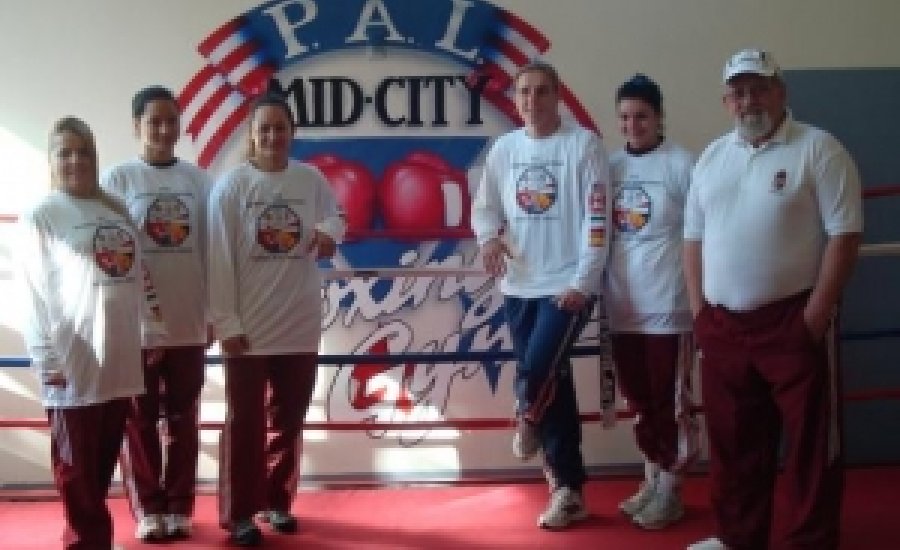 Magyar bokszolólányok Amerikában