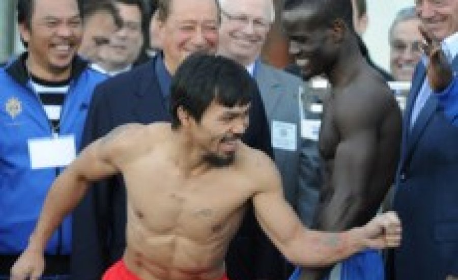 Pacquiao rekordsúllyal mérlegelt
