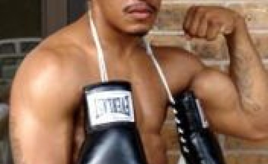 Letartóztatták a világbajnok-jelöltet