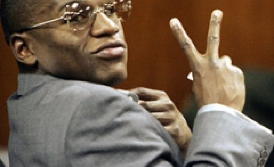 Mayweather Jr. nem jelent meg a tárgyaláson