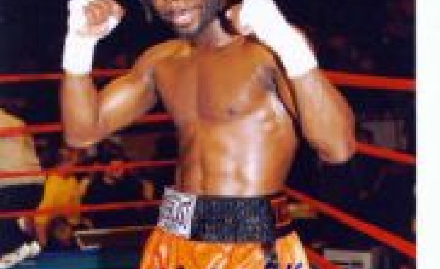 Sérült, vagy beijedt Anthony Thompson?