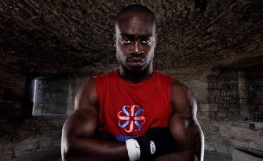 Súlyos bokszló-sérülés Angliában