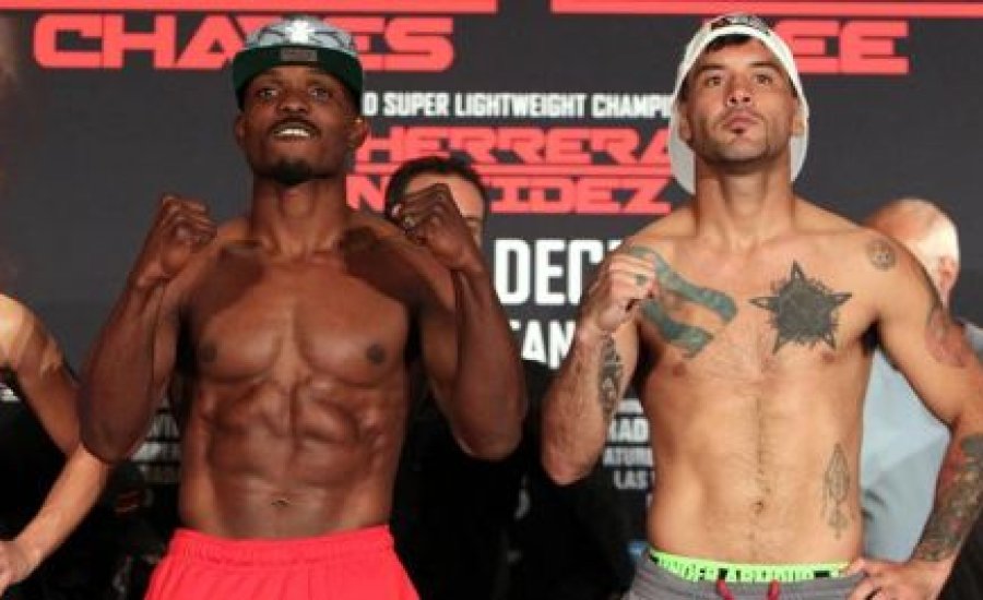 Bradley, Chaves és Régi mérlegre állt