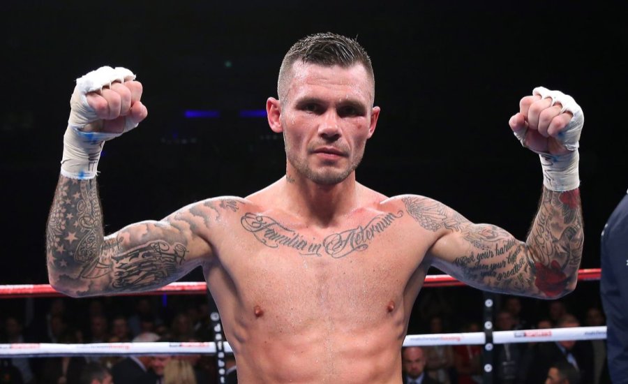 Martin Murray feltöltődve várja Saunderst