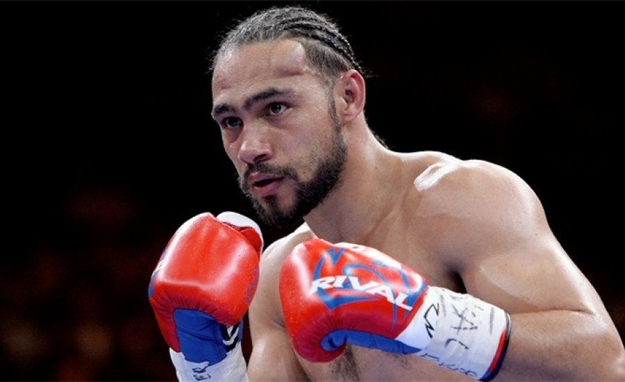 Thurman Porter felé hajlik