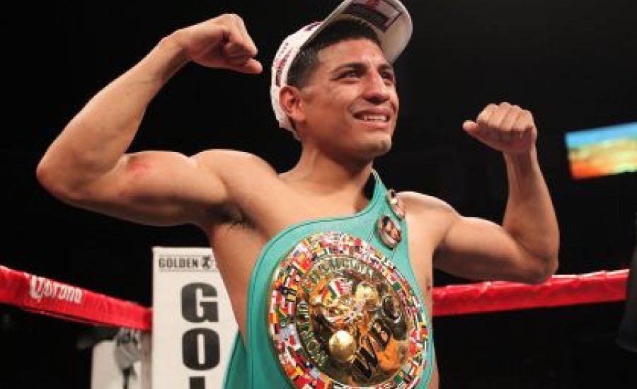 Abner Mares harmadik súlyában is vb-övet szerzett