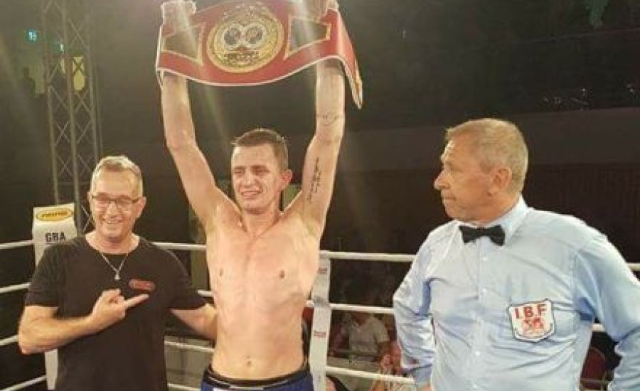 Tóth László IBF övet nyert