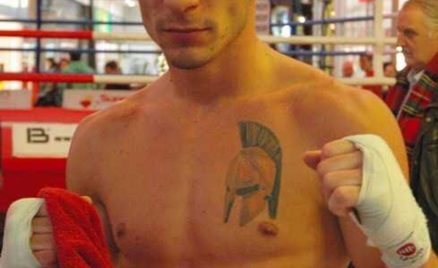 Sánta Krisztián 3. profi győzelme