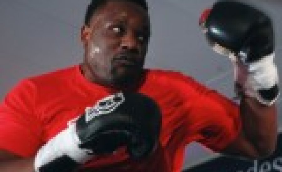 Előre a medve bőrére: Chisora címegyesítést ajánl Haye-nek