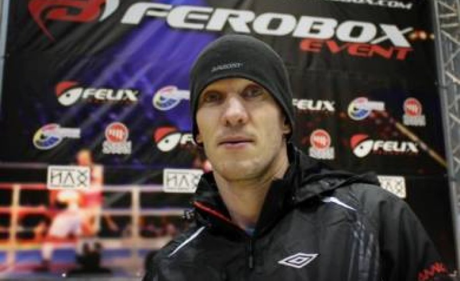 Szentesi boxgála: sajtótájékoztató nyilatkozatokkal