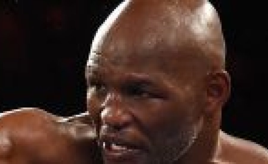 A ringből is kiütötték a búcsúzó Hóhért