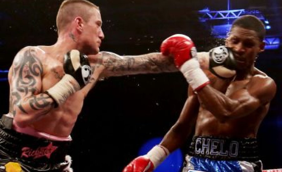 Ricky Burns idő előtti győzelemmel védte vb-övét