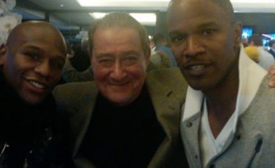 Bob Arum nem lát esélyt Alvarez sikerére