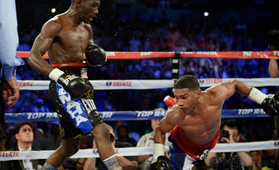 Terence Crawford vs Yuriorkis Gamboa
