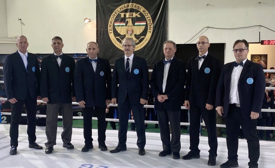 Több tucatnyi kick-box meccs volt a TEK Gálán