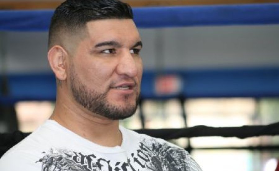 Arreola: jobb vagyok Mitchell-nél