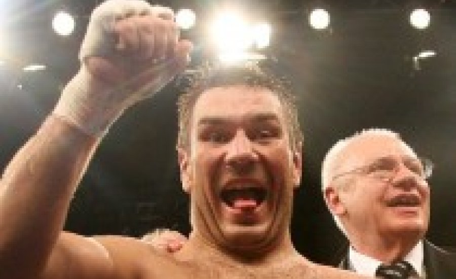 Universum: tárgyalunk a Klicsko-Csagajev meccsről