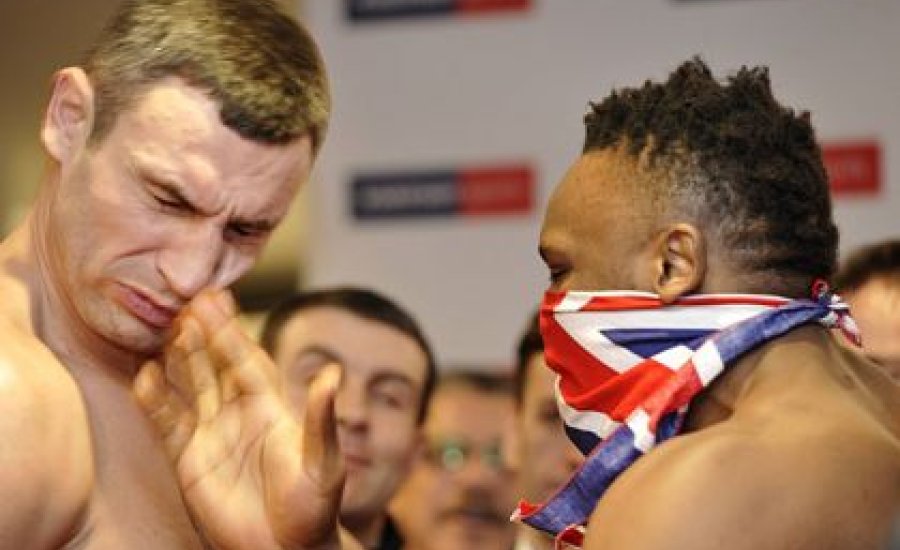 A balhés Chisora visszakapta az engedélyét