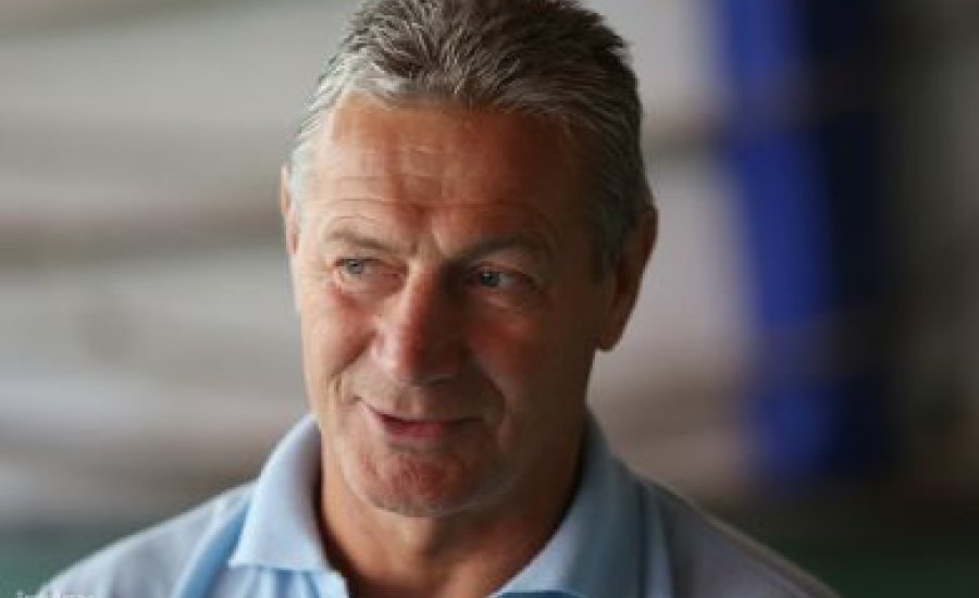 Tizedmásodpercek alatt kell dönteni