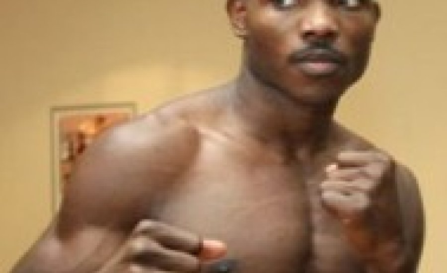 Bradley elutasította Pacquiaót, mert nem edzeni, hanem meccselni akar vele