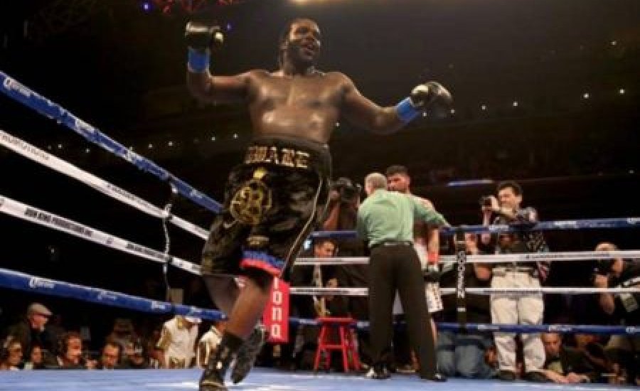 Bermane Stiverne a WBC új nehézsúlyú világelsője