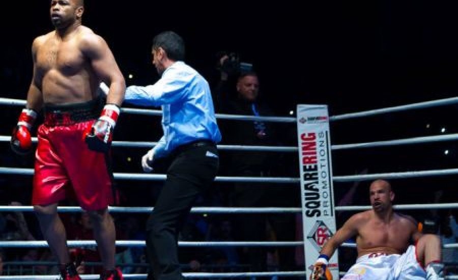 Roy Jones Jr. megnyerte a hazatérő mérkőzését