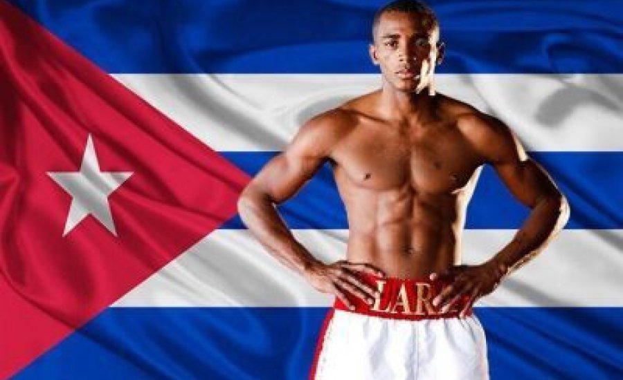 Lara novemberben bokszolhat