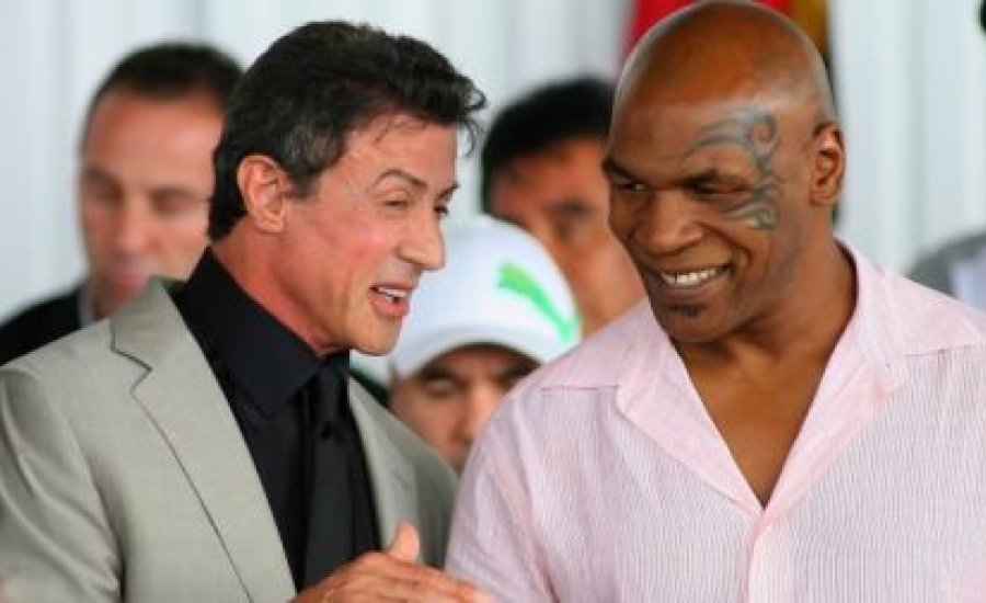 Tyson egy menet alatt végezne a két Klicskóval