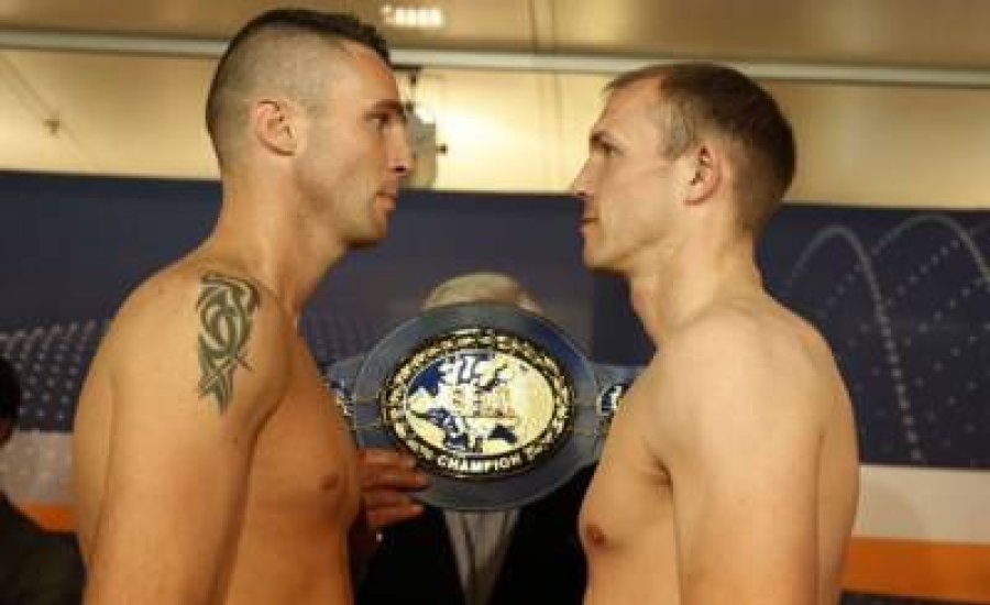 Hamburgban is mérlegre álltak