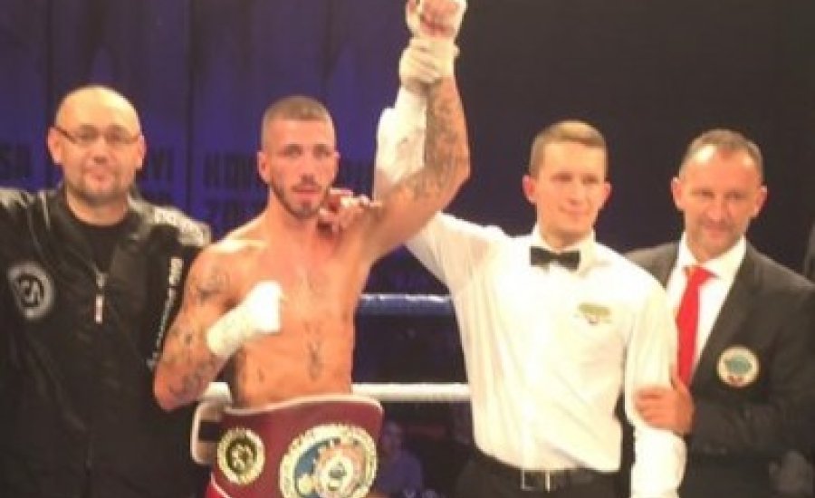 „Caramel” itthon tartotta a WBO övet