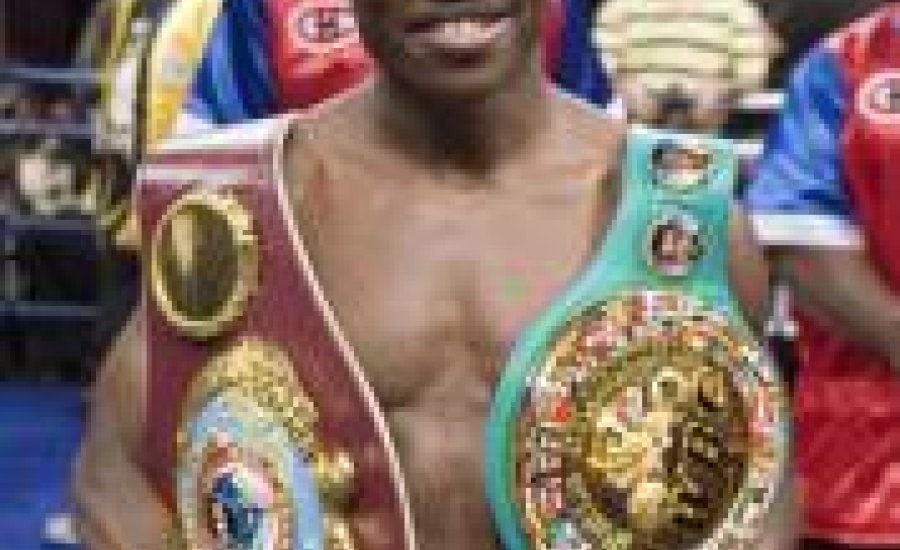 Bradley nyert, és Amir Khan bokszolni akar vele