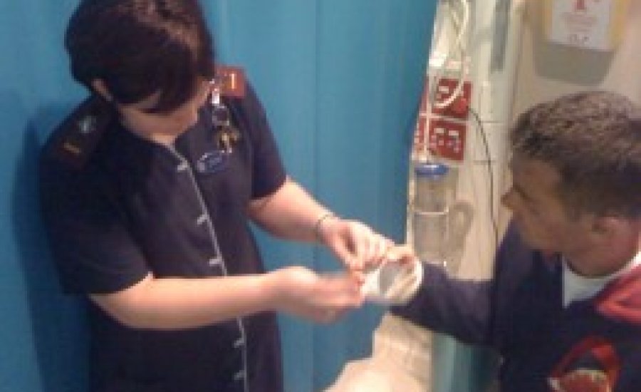 Kovács Attila törött kézzel bokszolt, és csak nagy küzdelemben maradt alul