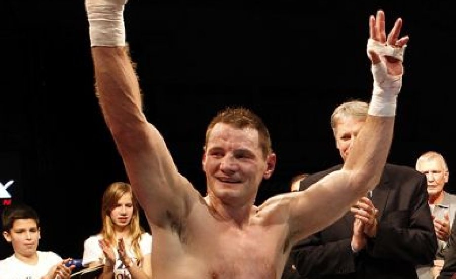 Erdei Zsolt ne vonuljon vissza