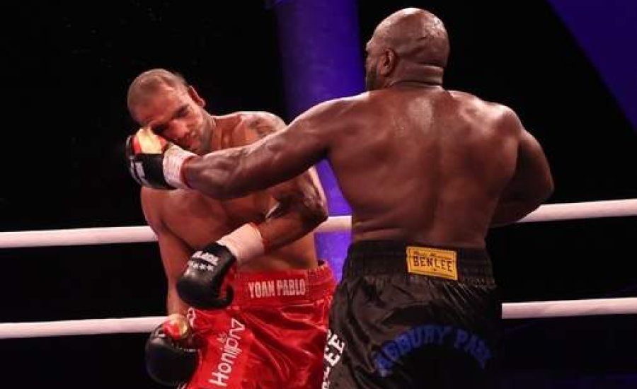 Padlón végezte a visszatérő világbajnok