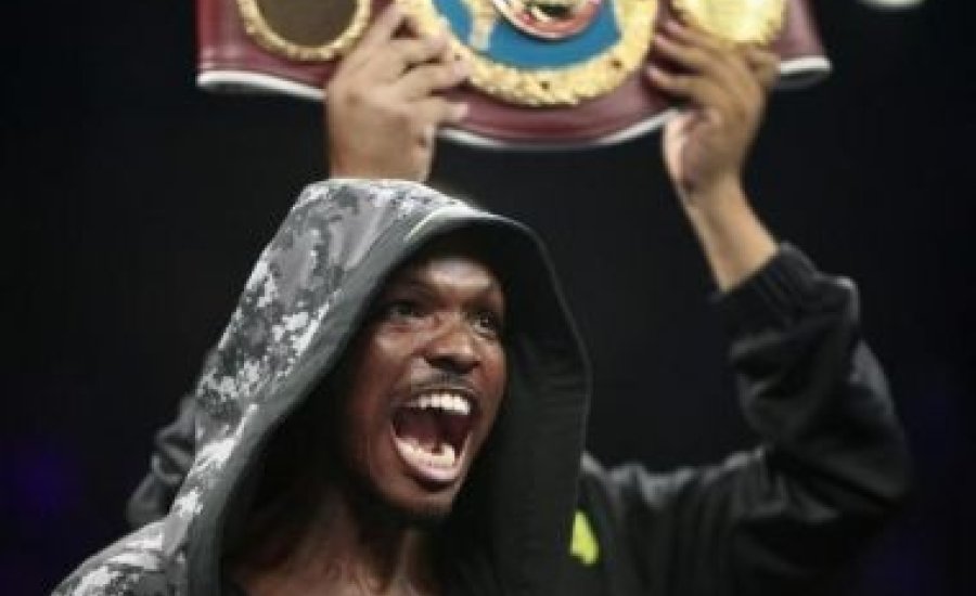 Bradley-Rios következhet