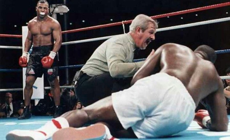 Hibázott a bíró a legendás Tyson-Douglas mérkőzésen