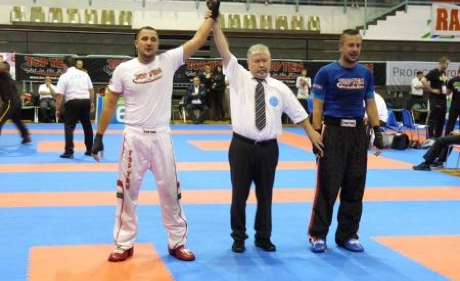 Kick-box Eb tatamin: Huszonnégyen érmes helyen