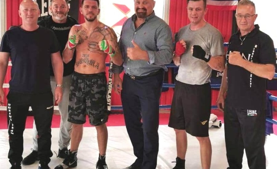 Hatalmas pofonok a hűség városában