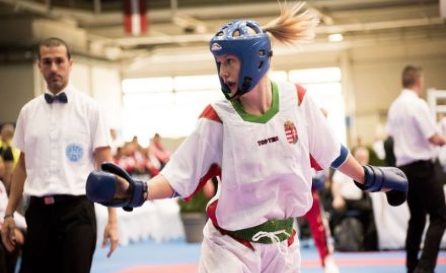 Tíz arannyal zártuk a budapesti kick-box világkupát