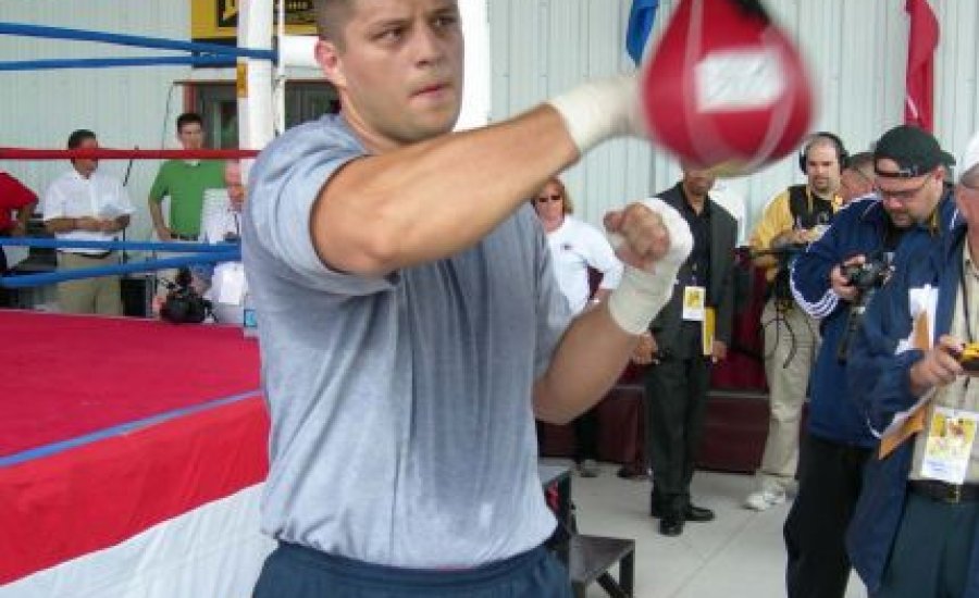 Ljahovics győzelmet ígér a „KO-Király” Wilder ellen