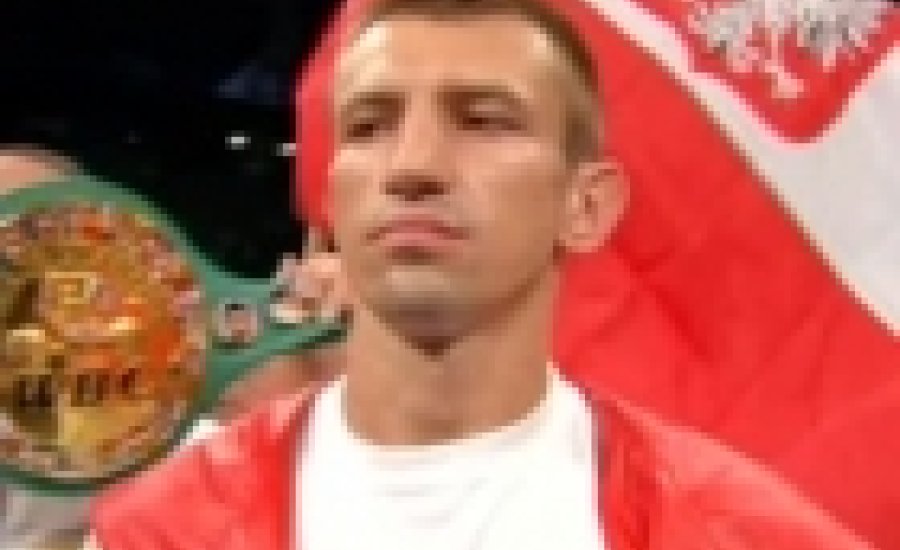 Adamek egy Klicsko-méretű ellenféllel harcol