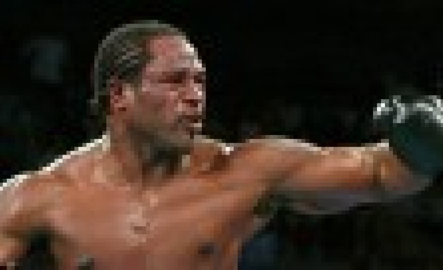 Lamon Brewster is ringbe száll szombaton