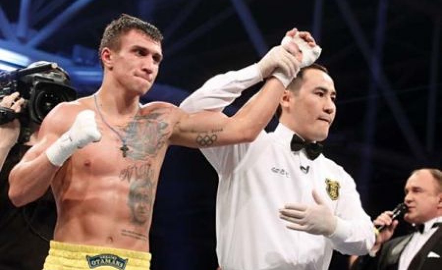 Lomacsenko címet véd