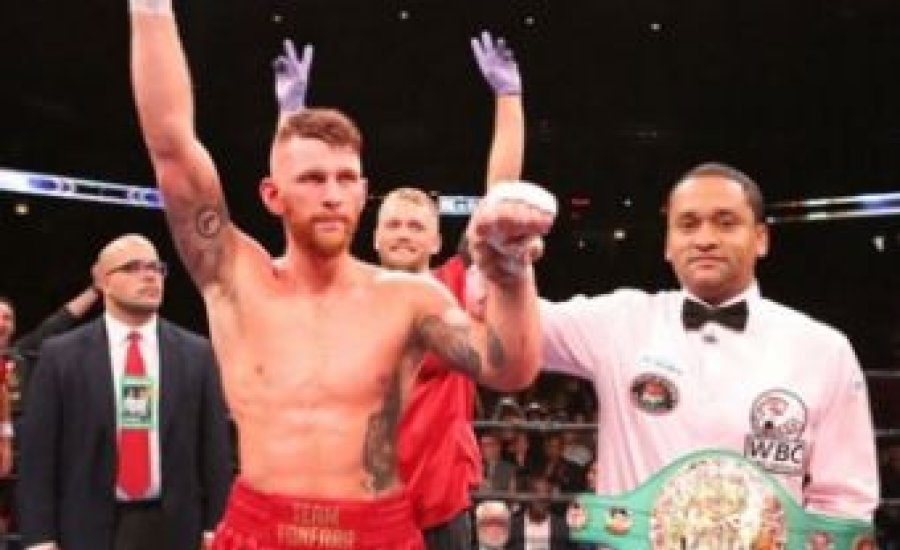 Fonfara legyőzte Cleverlyt