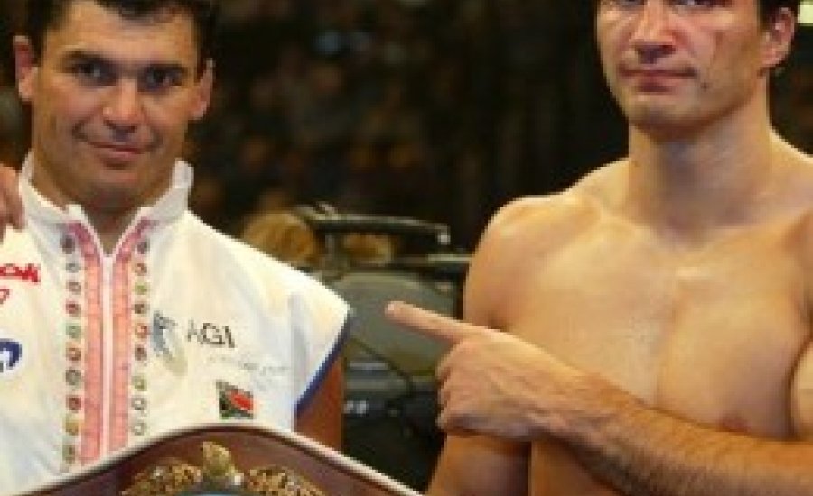 Meggyilkolták Corrie Sanderst