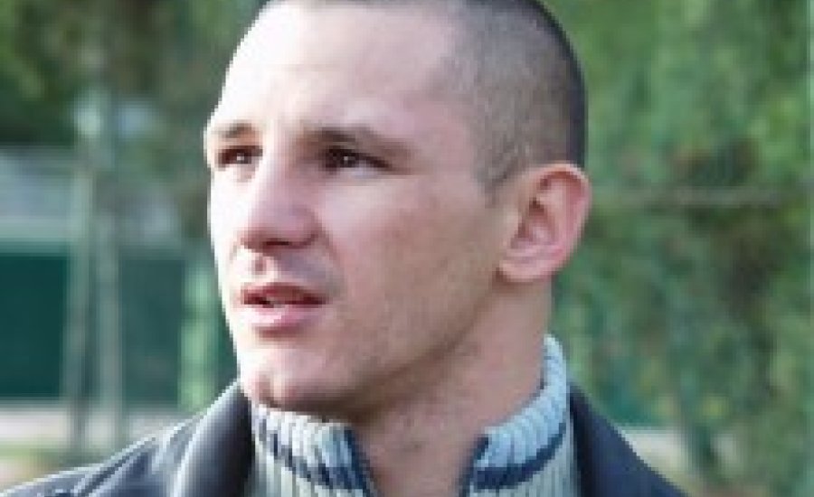 „Csonttörő” visszatér az ökölvívásba