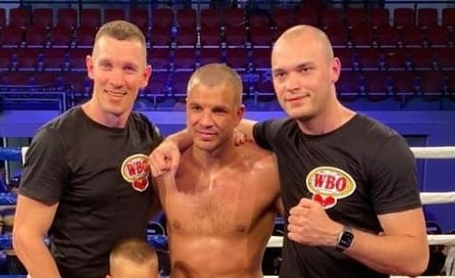 Bacskai nagyszerű címvédése után mindkét bunyós orvosnál végezte