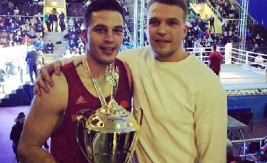 Hegyi Barnabás májusban profi meccsen lép ringbe