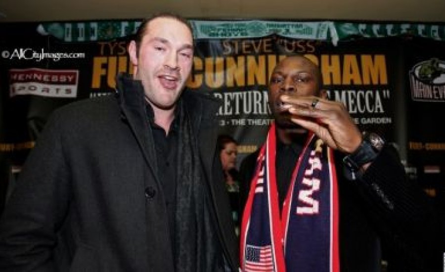 Fury és Cunningham első közös sajtótájékoztatója