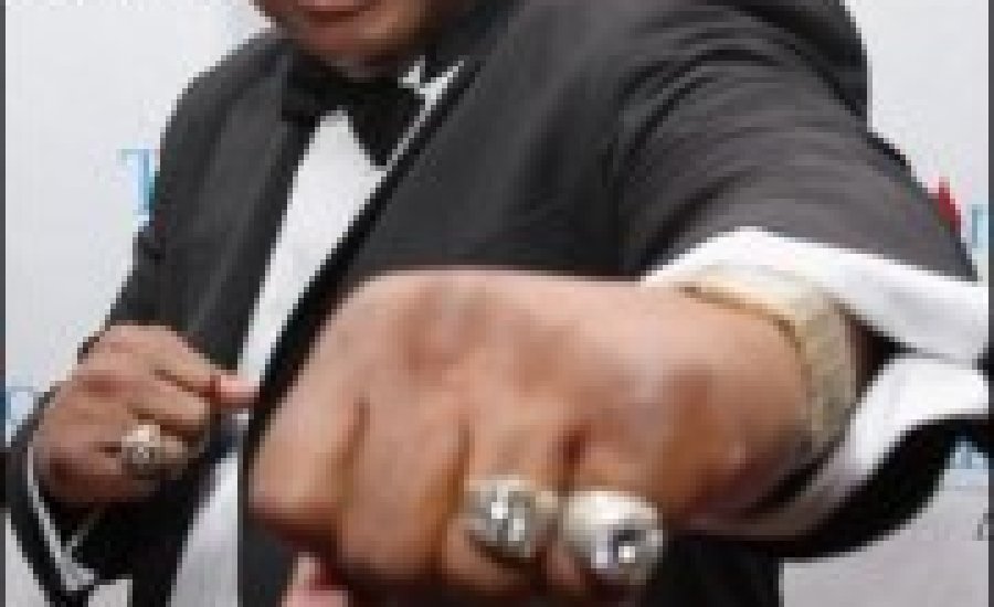 Szobrot emelnek a nehézsúlyú bokszlegendának